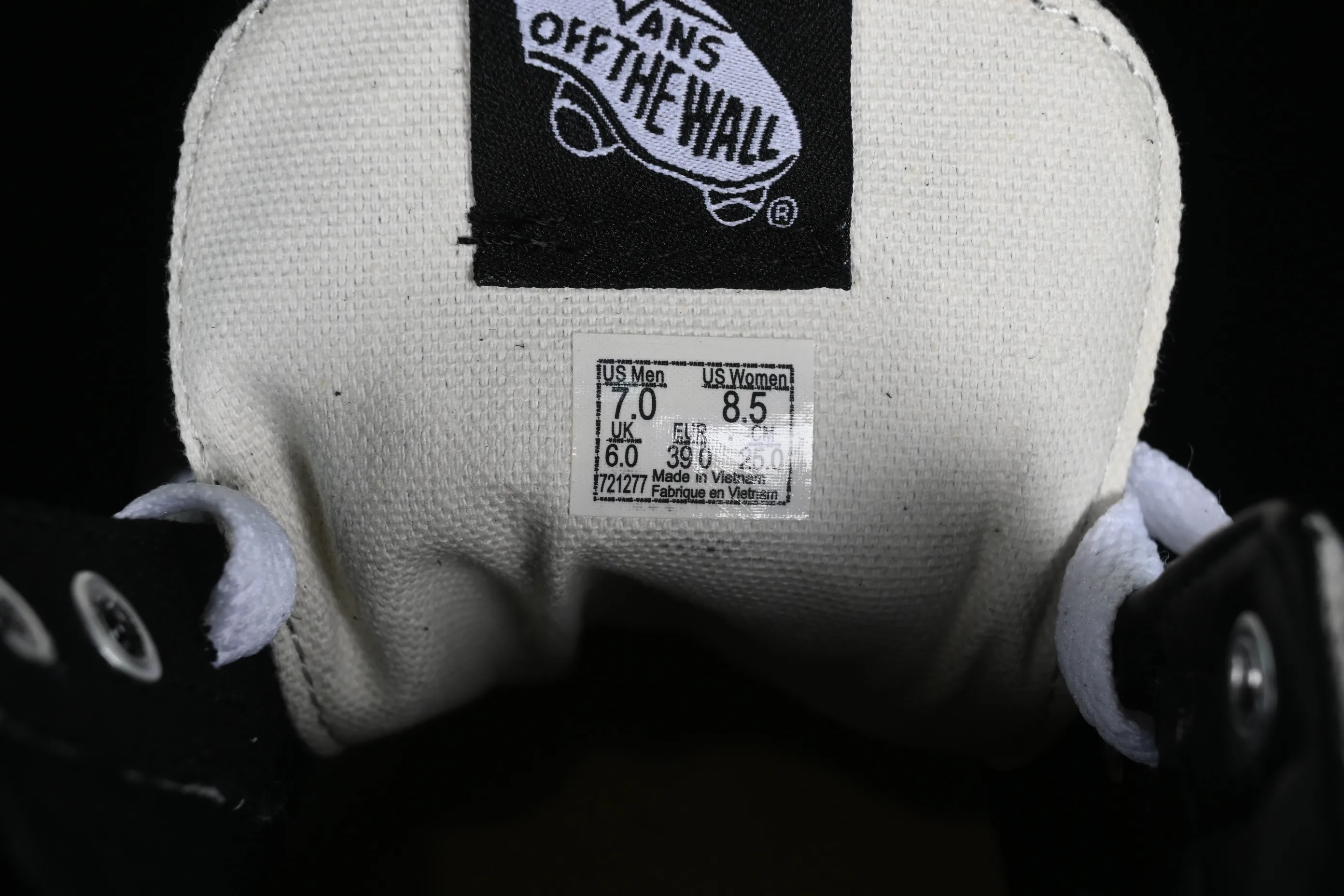 All categories Vans Vans series Vans Hi Vans high-top Vans Vault Sk8-Hi Cap LX Deconstruction New black and white checkerboard high-top canvas vulcanized sneakers VN0A3WM1XOS